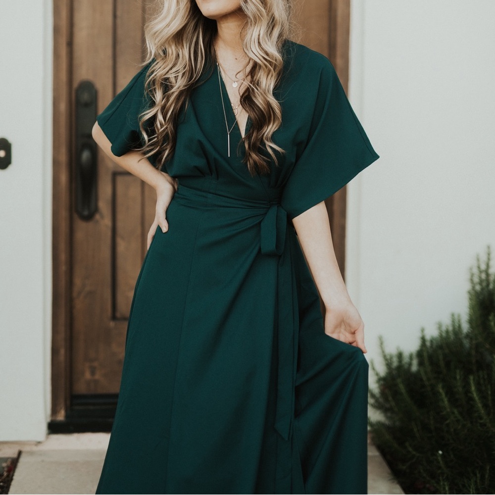 Green Maxi Dress with Plunge Neckline and Dolman Sleeves